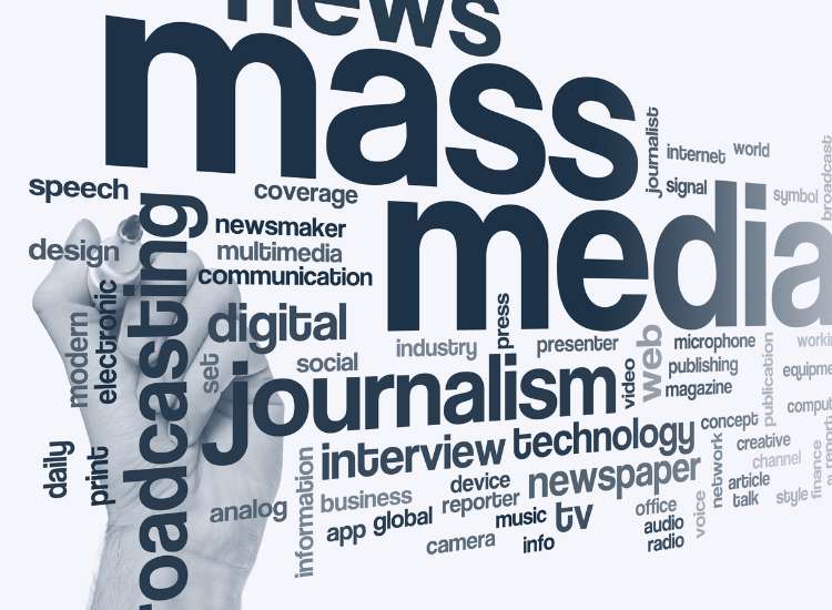consultant-media-écoles-entreprises educations aux medias et à l'information